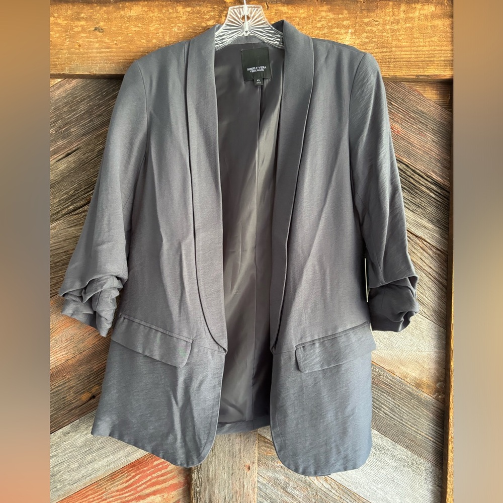Simply Vera Vera Wang Gray Blazer with Ruched Sleeves- Size X-Small